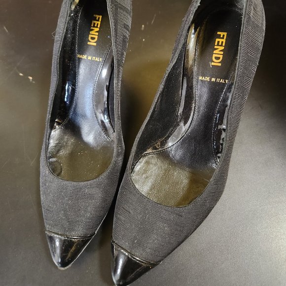 Vintage Fendi heels - Picture 2 of 6